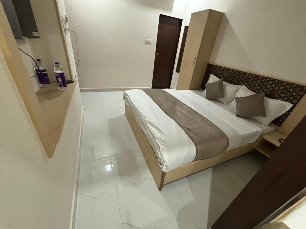 ג'איפור Hotel Silver Moon מראה חיצוני תמונה
